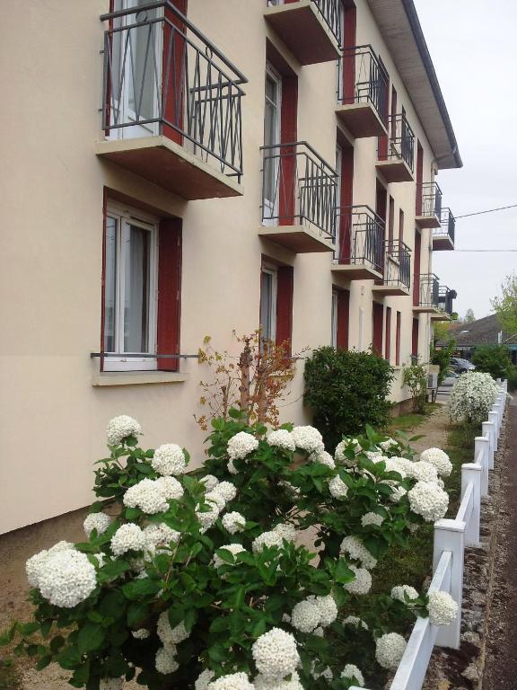 "Contact Hotel" Le Saint Remy - Chalon Sud Exterior photo